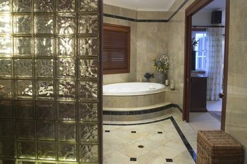 Kingfishers Manor @ Noosa - Accommodation Noosa 7