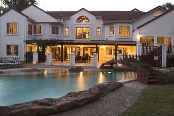 Kingfishers Manor @ Noosa - Accommodation Noosa 13
