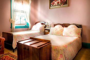 Hamilton Heritage B&B - Accommodation Noosa 21
