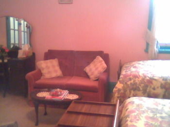 Hamilton Heritage B&B - Accommodation Noosa 26