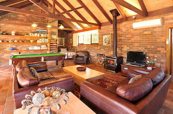 Langbrook Estate Cottages - Accommodation Noosa 2