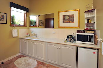Langbrook Estate Cottages - Accommodation Noosa 22