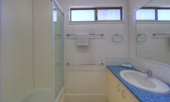 Alex Beach Cabins - Accommodation Noosa 31