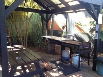 Noosa Backpackers Resort - Hostel - Accommodation Noosa 3