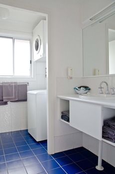 Baybrook Motor Inn & Apartments - Accommodation Noosa 0