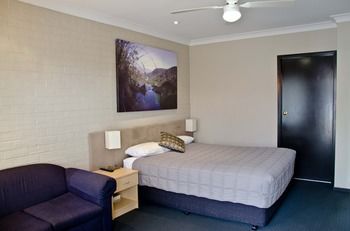 Baybrook Motor Inn & Apartments - Accommodation Noosa 4