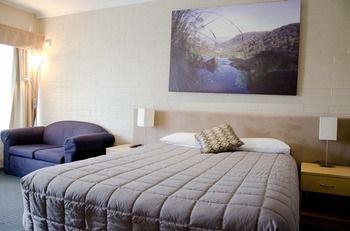 Baybrook Motor Inn & Apartments - Accommodation Noosa 11