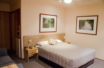 Baybrook Motor Inn & Apartments - Accommodation Noosa 14