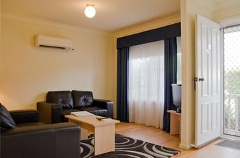 Baybrook Motor Inn & Apartments - Accommodation Noosa 24