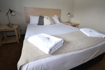 Crossroads Hotel Liverpool - Accommodation Noosa 21