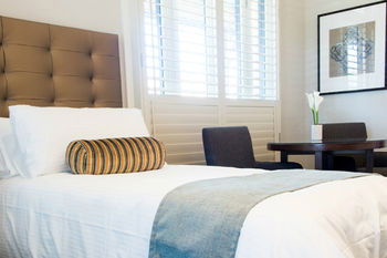 Royal Hotel Randwick - Accommodation Noosa 17