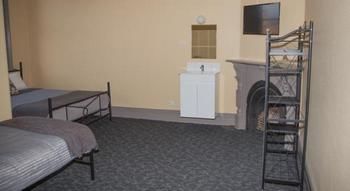 Cessnock Hotel - Accommodation Noosa 5