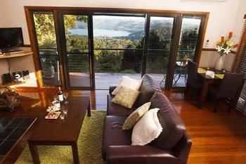 Montville Misty View Cottages - Accommodation Noosa 12