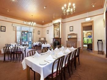 The Victoria & Albert Guesthouse - Accommodation Noosa 8