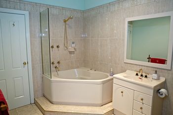 Holly Lane Mews - Accommodation Noosa 2