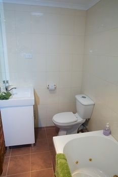 Holly Lane Mews - Accommodation Noosa 9