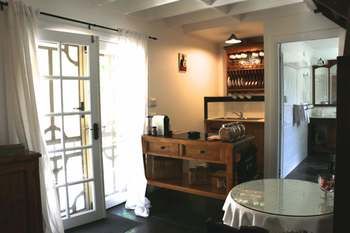 Maison De May Boutique Bed &breakfast - Accommodation Noosa 6