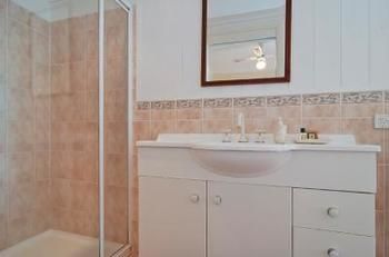 Avocado Grove B&B - Accommodation Noosa 3