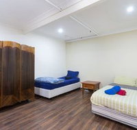 The Village Glebe - Hostel - Accommodation Noosa