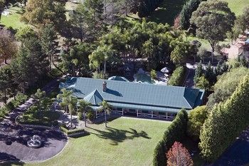 Relaxin - Accommodation Noosa 1