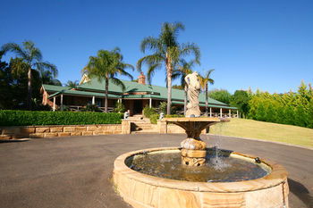 Relaxin - Accommodation Noosa 6