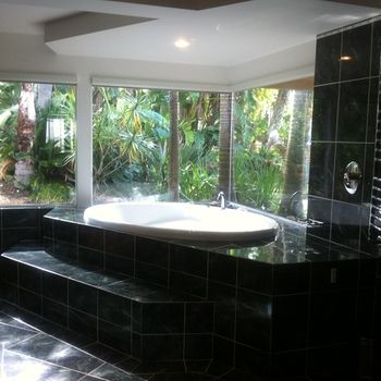 Relaxin - Accommodation Noosa 14