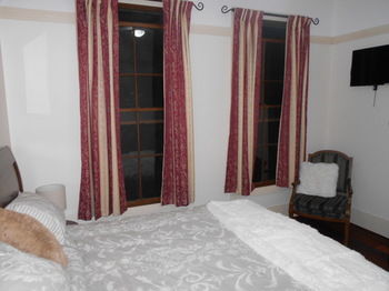 A Twist Of Willow - Accommodation Noosa 6