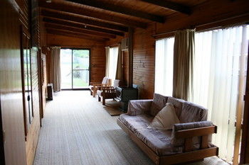 A Settler's Cottage - Accommodation Noosa 0