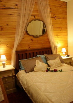 A Settler's Cottage - Accommodation Noosa 7