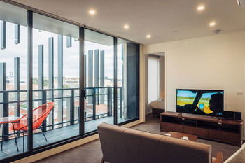 City Edge Box Hill - Accommodation Noosa 4