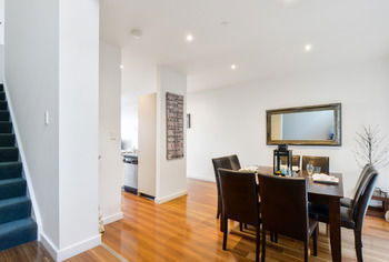 UrbanMinder @ Montague - Accommodation Noosa 18