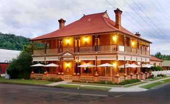 CBC Bed & Breakfast & Cafe - Accommodation Noosa 2