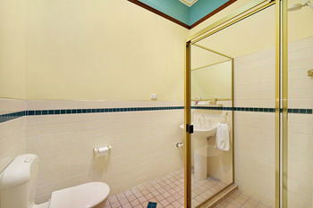 CBC Bed & Breakfast & Cafe - Accommodation Noosa 12