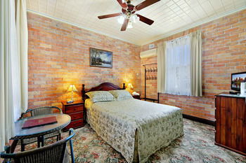CBC Bed & Breakfast & Cafe - Accommodation Noosa 17