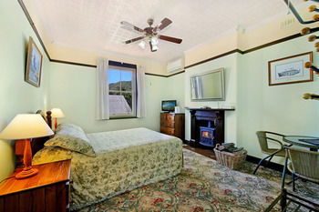 CBC Bed & Breakfast & Cafe - Accommodation Noosa 23