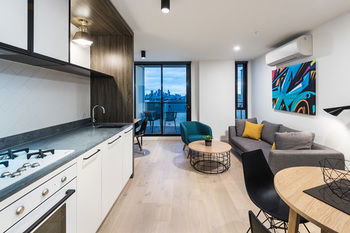 Playhouse Apartments - Accommodation Noosa 10
