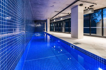 Playhouse Apartments - Accommodation Noosa 24