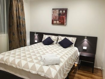 Ivy Units Glen Waverley - Accommodation Noosa 2