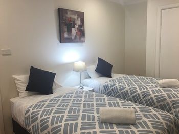 Ivy Units Glen Waverley - Accommodation Noosa 3