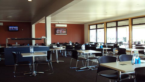 BEST WESTERN Beachfront At Bicheno - Accommodation Noosa 4