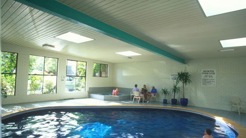 Best Western Plus The Tudor Box Hill - Accommodation Noosa 4