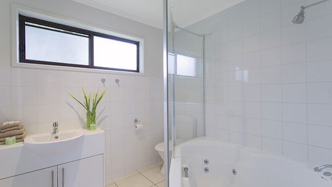 BEST WESTERN Colonial Village Motel - Accommodation Noosa 5