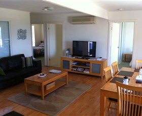 Azure Beach House - Accommodation Noosa 0