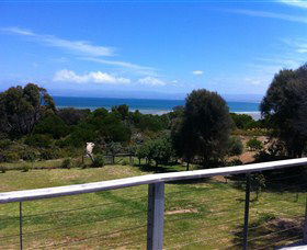 Azure Beach House - Accommodation Noosa 1
