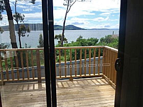 Coningham Beach Holiday Cabins - Accommodation Noosa 2