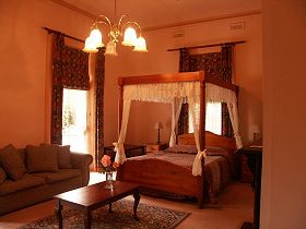 Gattonside Heritage Accommodation - Accommodation Noosa 0