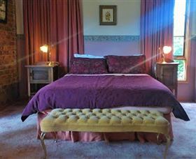 Oakdale B & B - Accommodation Noosa 0
