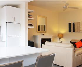 Apartment On King - Accommodation Noosa 2