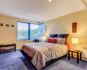 Carol's B&B - Accommodation Noosa 2