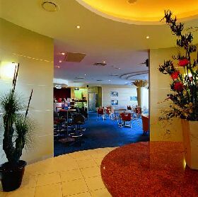 Shoreline Hotel - Accommodation Noosa 0